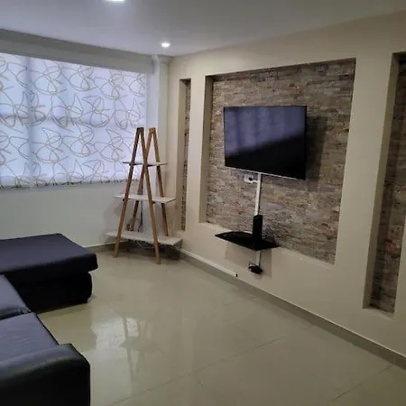 Apartamento Amoblado *